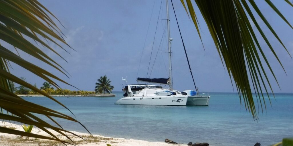 Dreaming On Belize Catamaran Crewed Charter