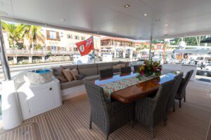 Seaglass lounge