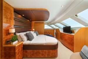 Full beam master on Indigo, a Horizon Powercat 60